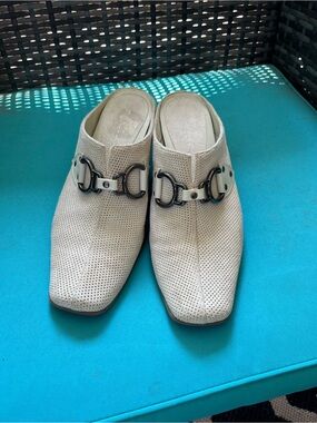 Perforated Cream Slip-On Mules with Decorative Metal Bit